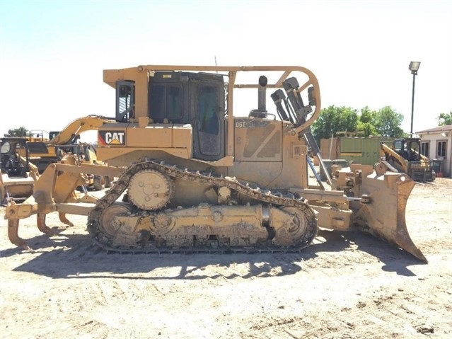 Dozers/tracks Caterpillar D6T