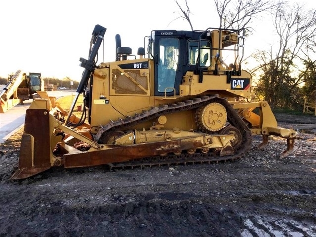 Tractores Sobre Orugas Caterpillar D6T de segunda mano Ref.: 1557357640981696 No. 2