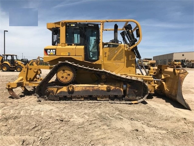 Dozers/tracks Caterpillar D6T