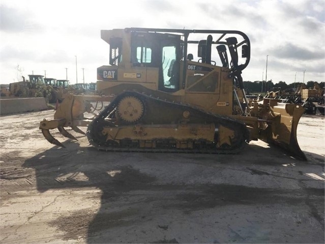 Tractores Sobre Orugas Caterpillar D6T seminueva en perfecto est Ref.: 1557873550731288 No. 2