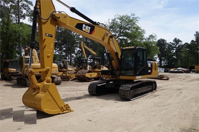 Hydraulic Excavator Caterpillar 320D