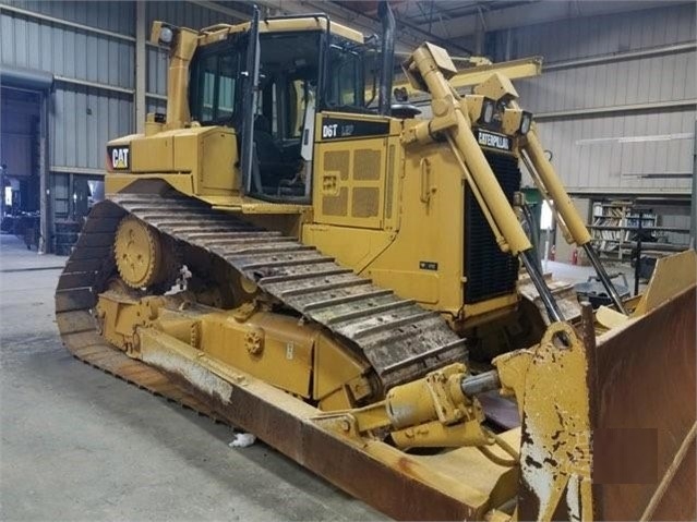 Dozers/tracks Caterpillar D6T