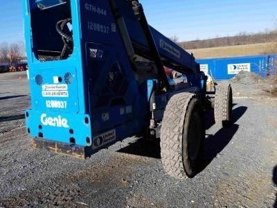 Telehandler Genie GTH844