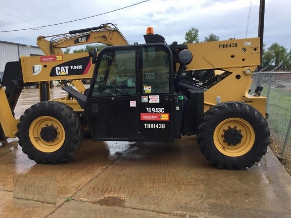 Telehandler Caterpillar TL943