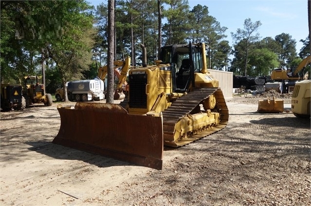 Dozers/tracks Caterpillar D6N