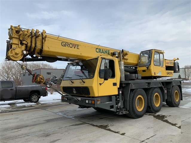 Cranes Grove GMK3050