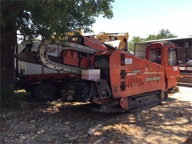 Perforadoras Ditch Witch JT4020 usada Ref.: 1559252571323175 No. 3