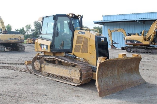 Dozers/tracks Caterpillar D5K