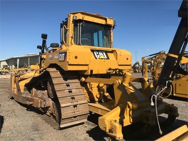 Dozers/tracks Caterpillar D6T