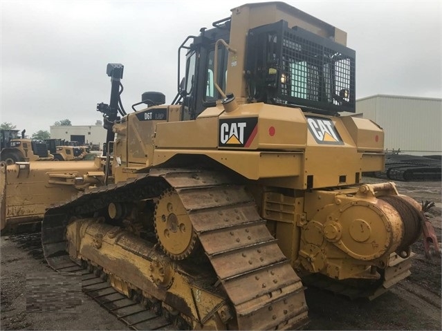 Tractores Sobre Orugas Caterpillar D6T en venta Ref.: 1559862467139899 No. 4