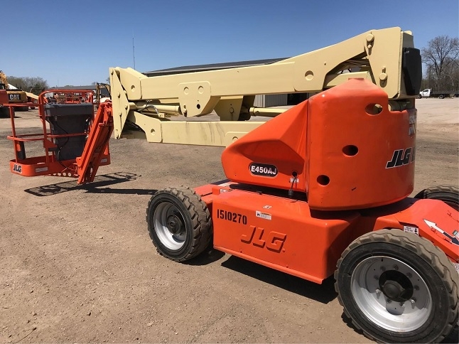 Lift Jlg E450AJ