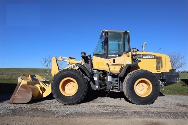 Cargadoras Sobre Ruedas Komatsu WA200