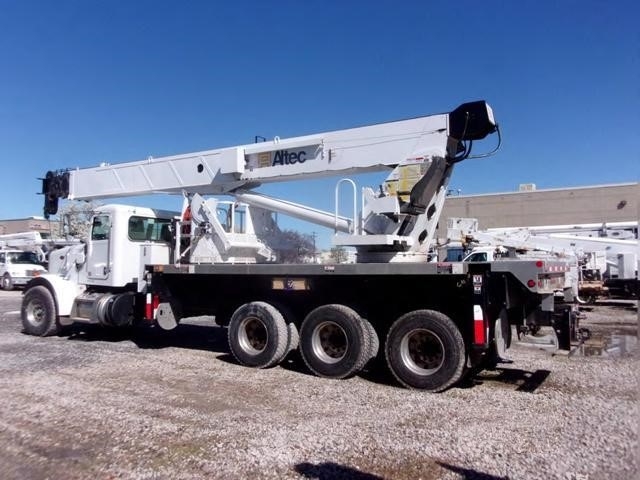 Gruas Altec AC38-127S en buenas condiciones Ref.: 1561671154201849 No. 2