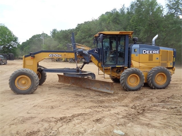 Motoconformadoras Deere 670G en venta, usada Ref.: 1561673555447361 No. 3