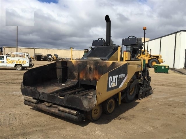 Pavers Caterpillar AP-600D