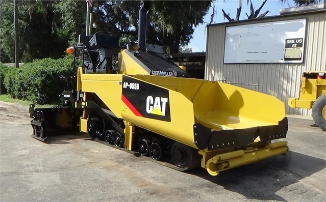 Pavimentadoras Caterpillar AP-655D