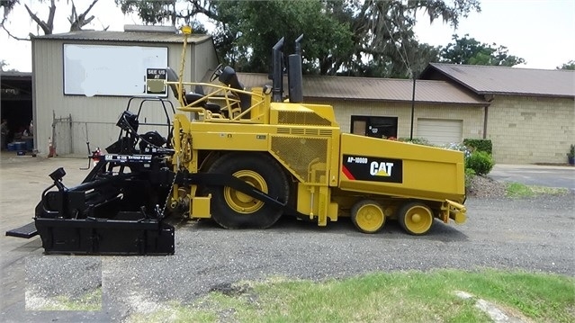 Pavimentadoras Caterpillar AP-1000D