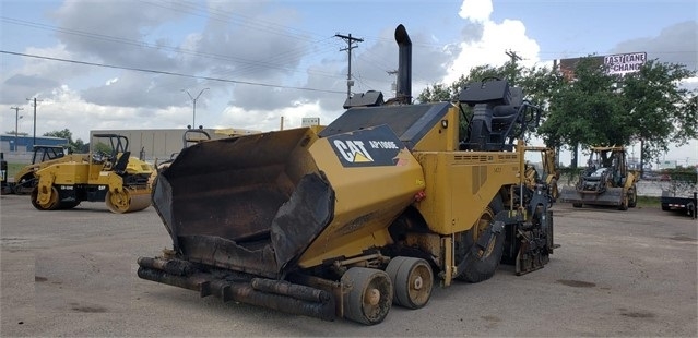 Pavimentadoras Caterpillar AP-1000E de medio uso en venta Ref.: 1563036907737431 No. 2