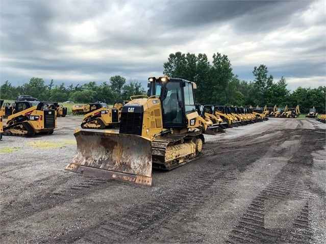 Dozers/tracks Caterpillar D5K