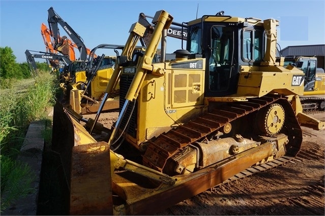 Tractores Sobre Orugas Caterpillar D6T