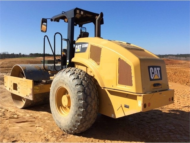 Compactadora Vibratoria Caterpillar CS56 en buenas condiciones Ref.: 1563834801207755 No. 4