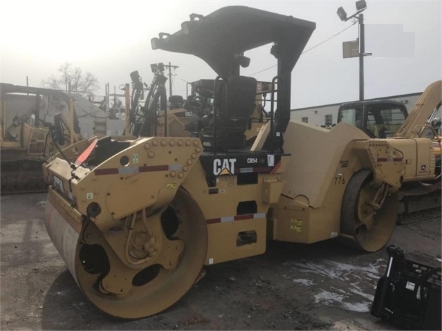 Compactadora Vibratoria Caterpillar CB54 importada en buenas cond Ref.: 1564013951081325 No. 4