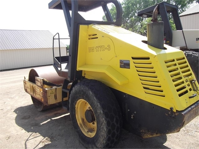 Compactadora Vibratoria Bomag BW177D importada a bajo costo Ref.: 1564160884443547 No. 4