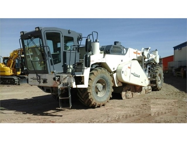 Recicladoras Wirtgen WR2000