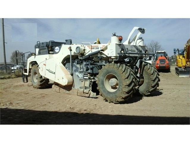 Recicladoras Wirtgen WR2000 usada a la venta Ref.: 1565035885202175 No. 2