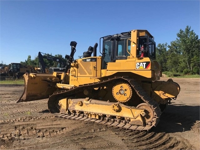 Tractores Sobre Orugas Caterpillar D6T importada de segunda mano Ref.: 1566340529987817 No. 4