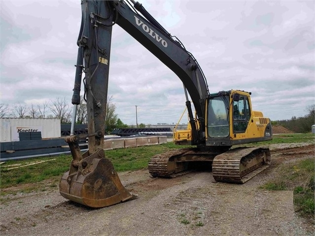 Excavadoras Hidraulicas Volvo EC210B usada a buen precio Ref.: 1567624042580456 No. 3