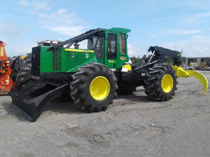 Forestales Maquinas Deere 748H