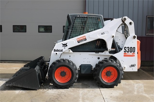 Minicargadores Bobcat S300 de medio uso en venta Ref.: 1567787313091508 No. 3