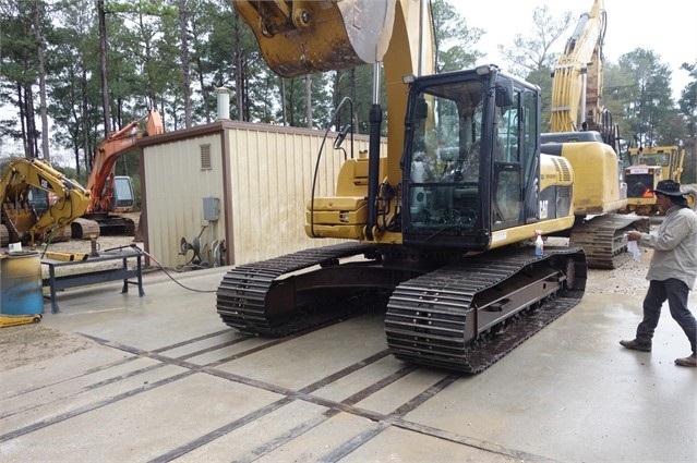 Excavadoras Hidraulicas Caterpillar 320DL en venta, usada Ref.: 1567877767776382 No. 4