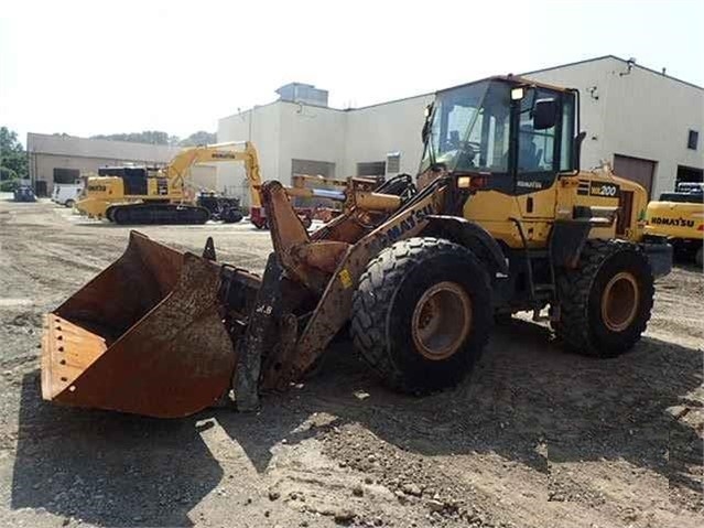 Wheel Loaders Komatsu WA200