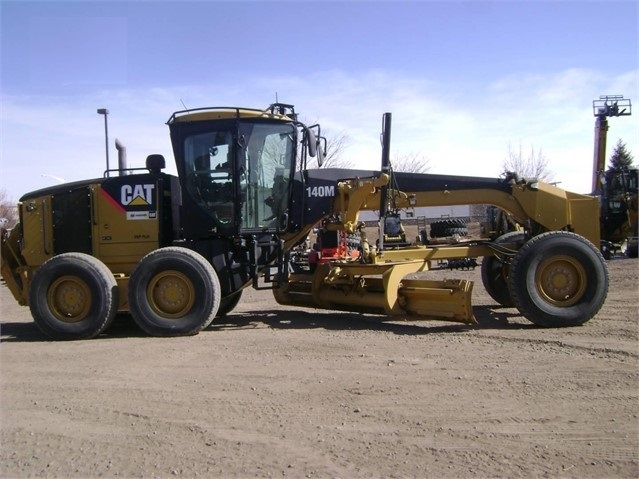 Motoconformadoras Caterpillar 140M de segunda mano en venta Ref.: 1568484952857274 No. 4