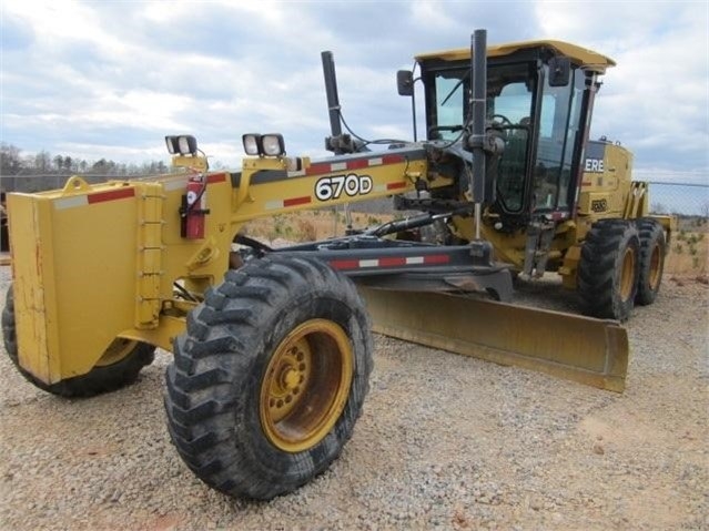 Motoconformadoras Deere 670G