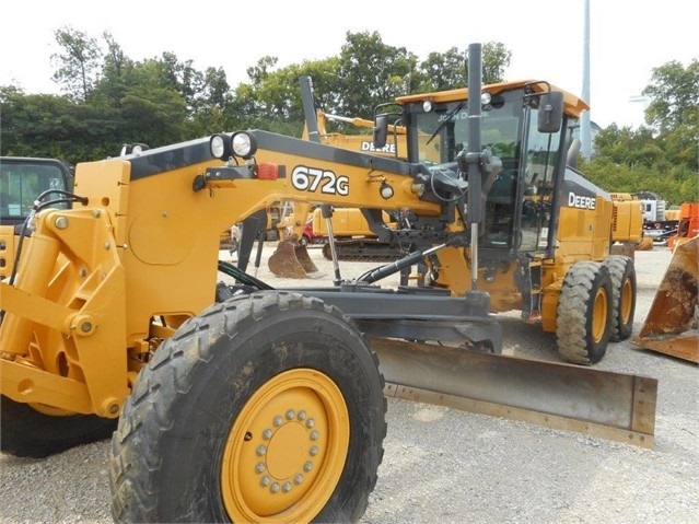 Motoconformadoras Deere 672G usada a buen precio Ref.: 1568917701108237 No. 3