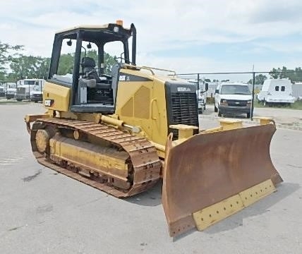 Dozers/tracks Caterpillar D5K