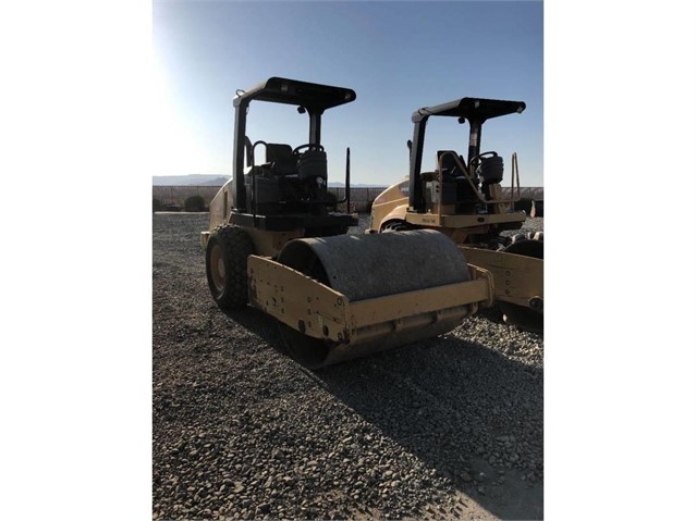 Compactadora Vibratoria Caterpillar CS44 seminueva en perfecto es Ref.: 1569449567613030 No. 4