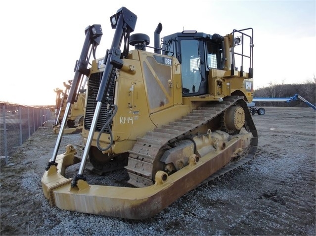 Dozers/tracks Caterpillar D8T