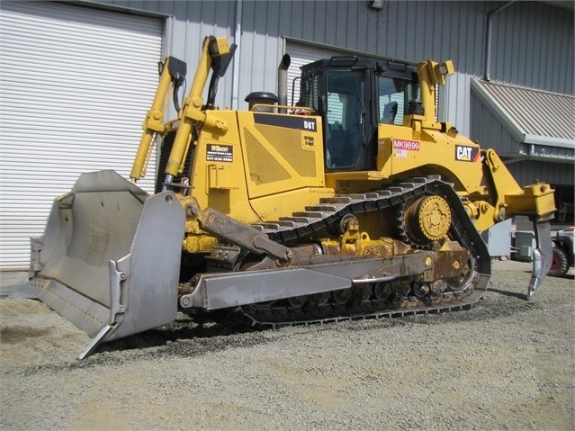 Dozers/tracks Caterpillar D8T