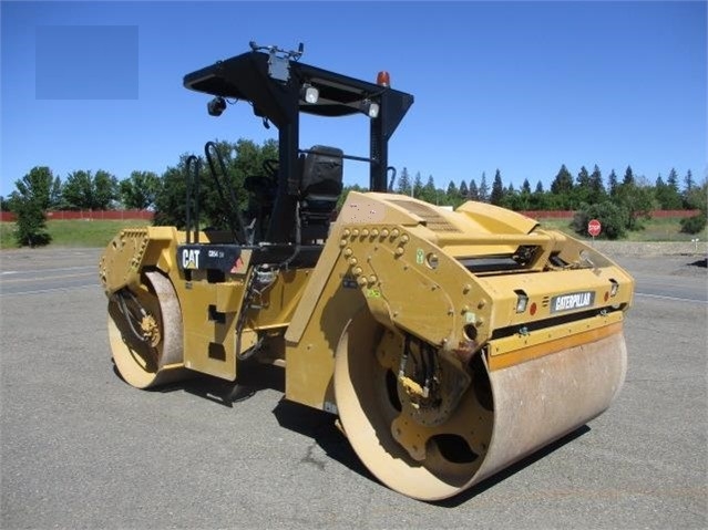 Compactadora Vibratoria Caterpillar CB54 en optimas condiciones Ref.: 1569552998144300 No. 4