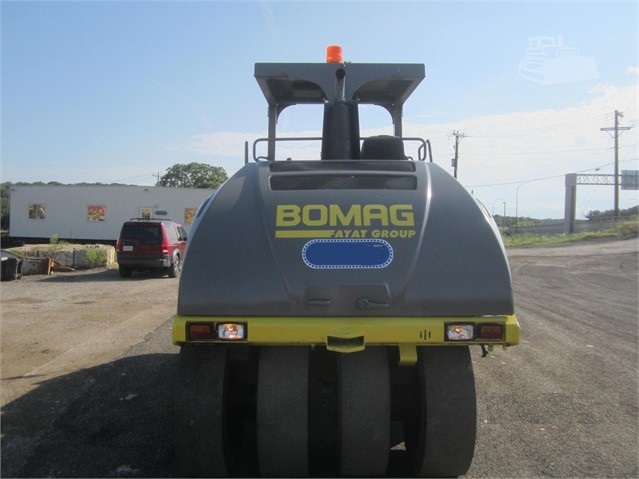 Compactadora Con Llantas Bomag BW24RH de bajo costo Ref.: 1569943935939332 No. 2