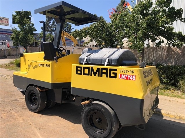 Compactadora Con Llantas Bomag BW11RH en venta, usada Ref.: 1569945877950306 No. 2