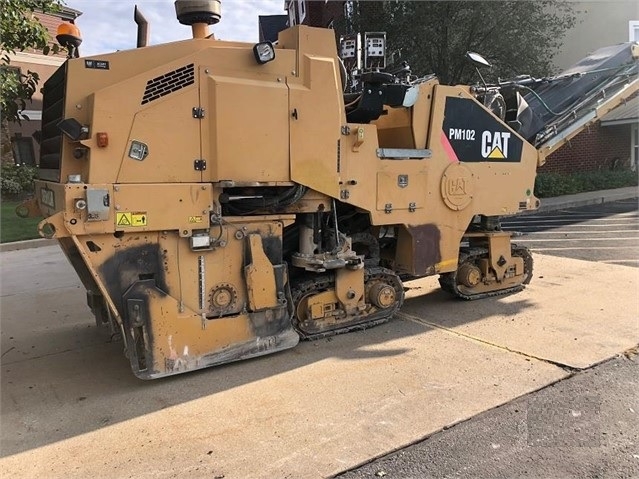 Recycles Caterpillar PM-102