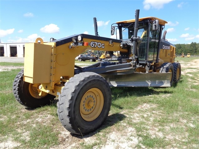 Motor Graders Deere 670G