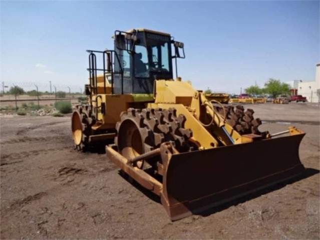 Compactadoras Suelos Y Rellenos Caterpillar 815F en optimas condi Ref.: 1571327357783314 No. 2