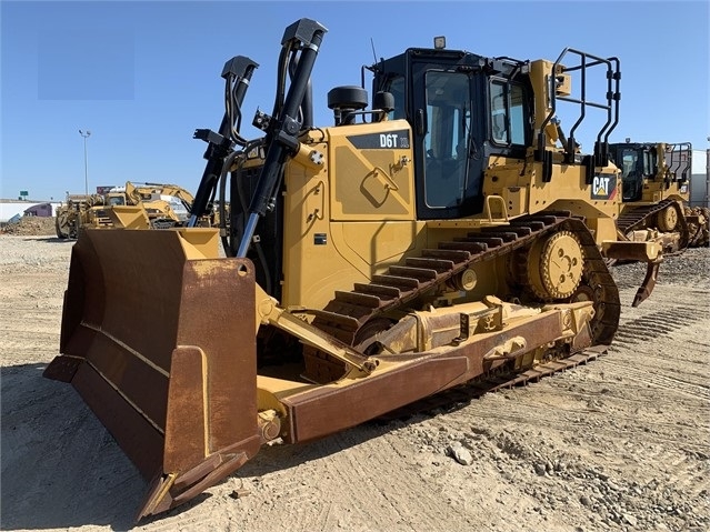 Tractores Sobre Orugas Caterpillar D6T