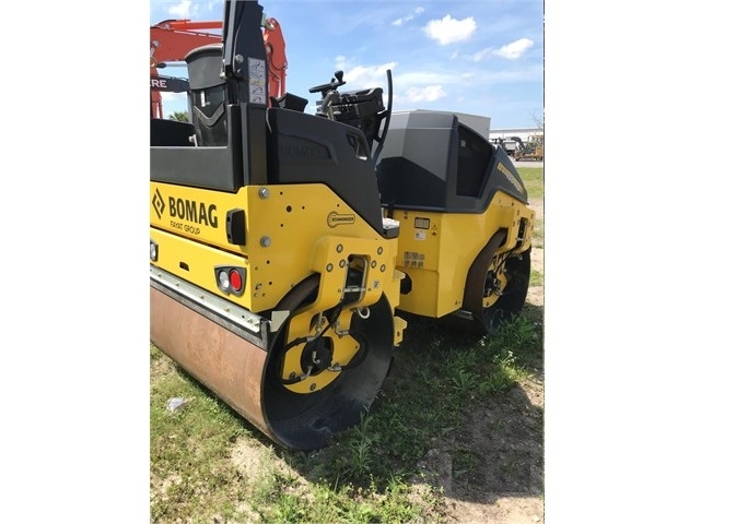 Compactadora Vibratoria Bomag BW138AD en venta Ref.: 1571756417381687 No. 3